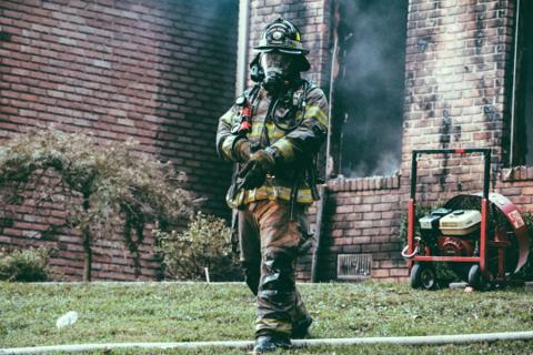 Equipe ABRATEC em demonstração de técnicas de salvamento